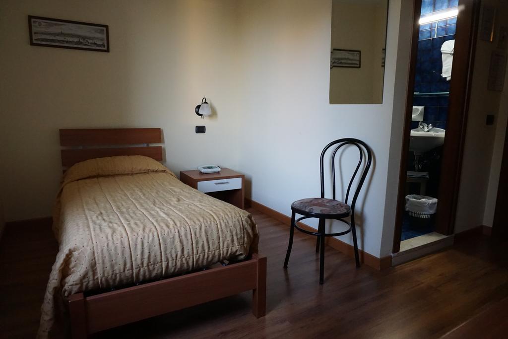 Hotel Siros Verona Cameră foto